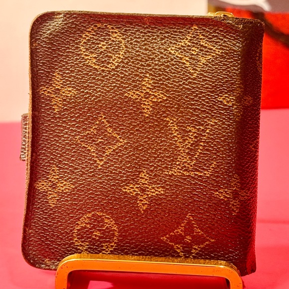 Louis Vuitton Classic Brown Monogram Wallet compact 4x4 organizer - Picture 11 of 14